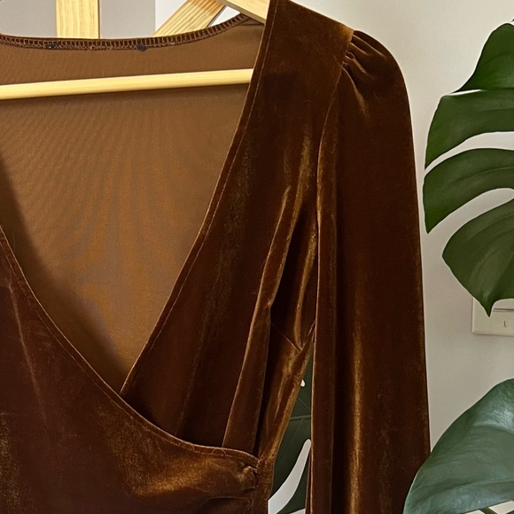Bronze Crossover Velvet Top - Picture 2 of 2